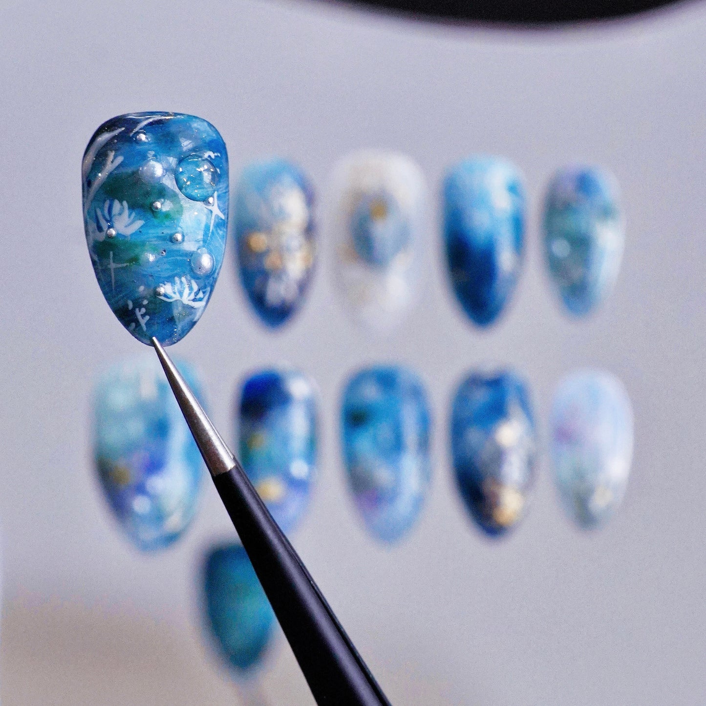 YUMMICLAWS Press on nails Enchanted short almond