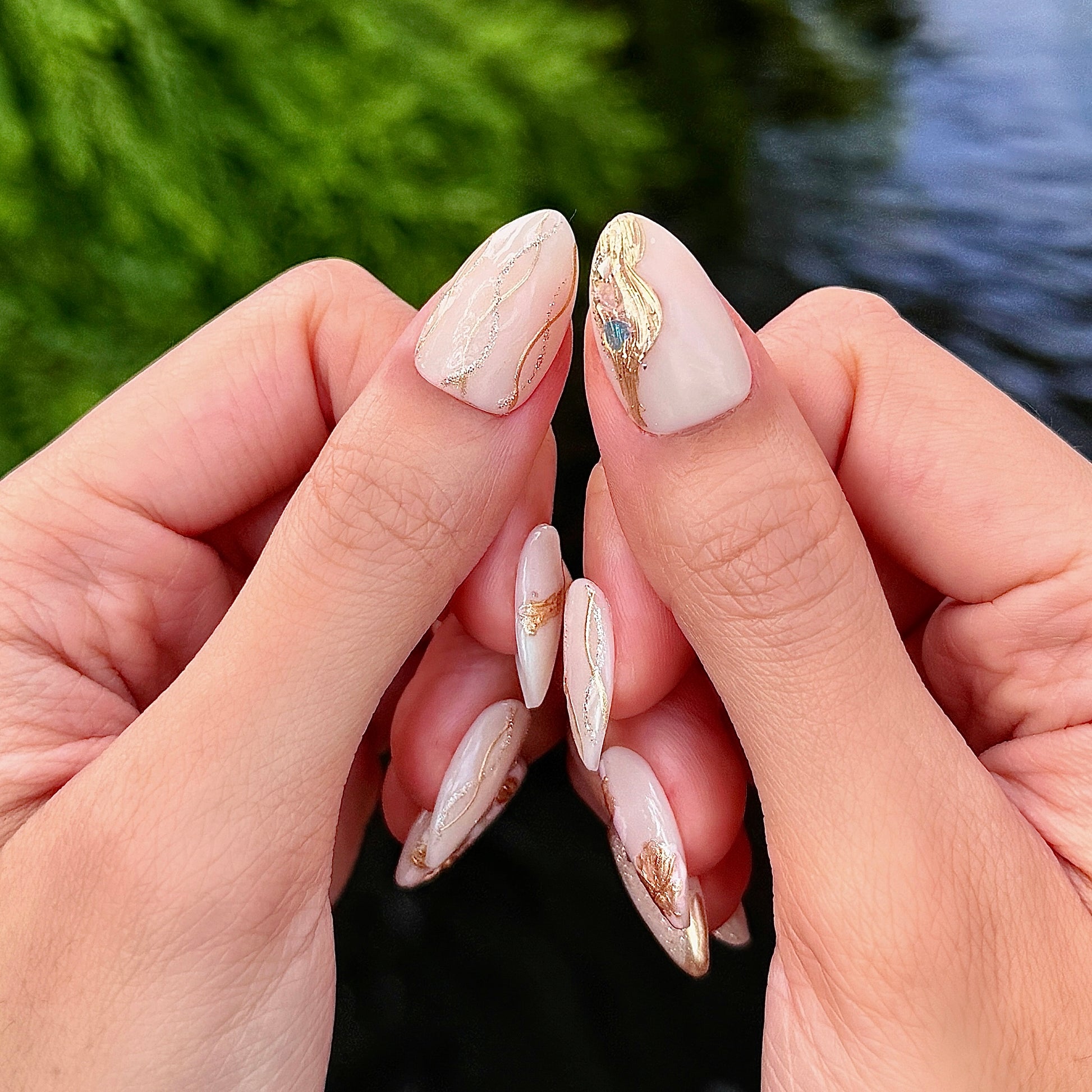 Golden Hour press on nails yummiclaws 4